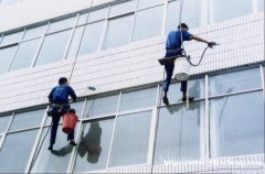 烟台莱山区高新区办公楼玻璃清洗家庭擦玻璃